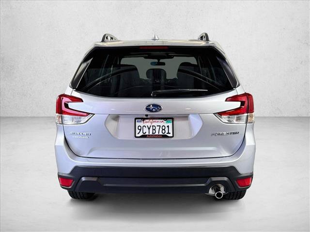 Used 2022 Subaru Forester Premium AWD/4WD image 6