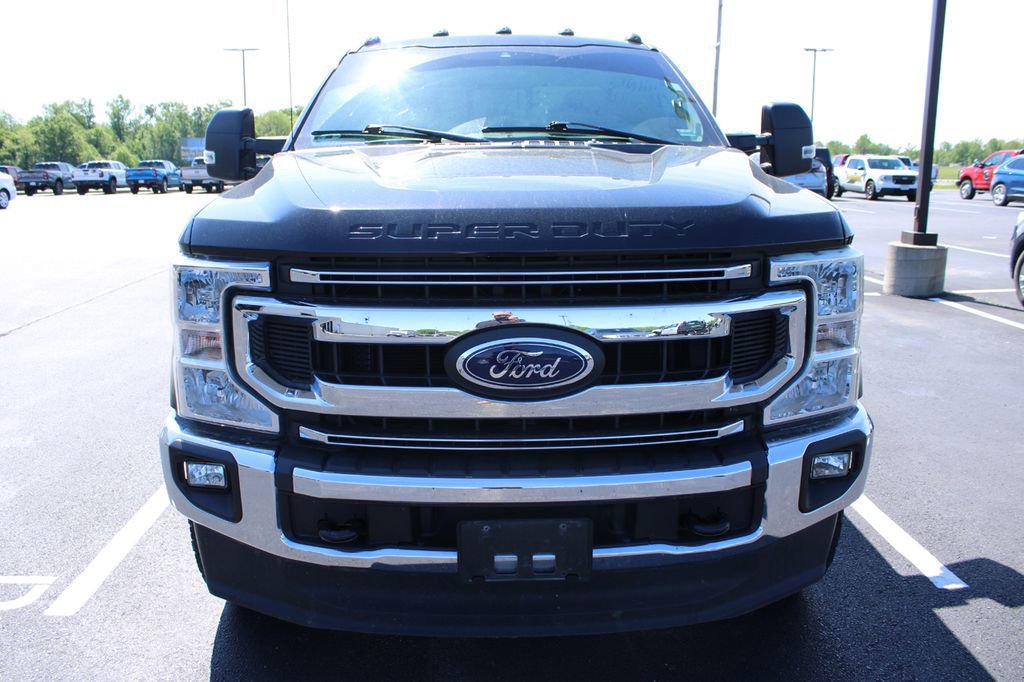 Used 2020 Ford F350 XLT w/ XLT Value Package AWD/4WD image 2