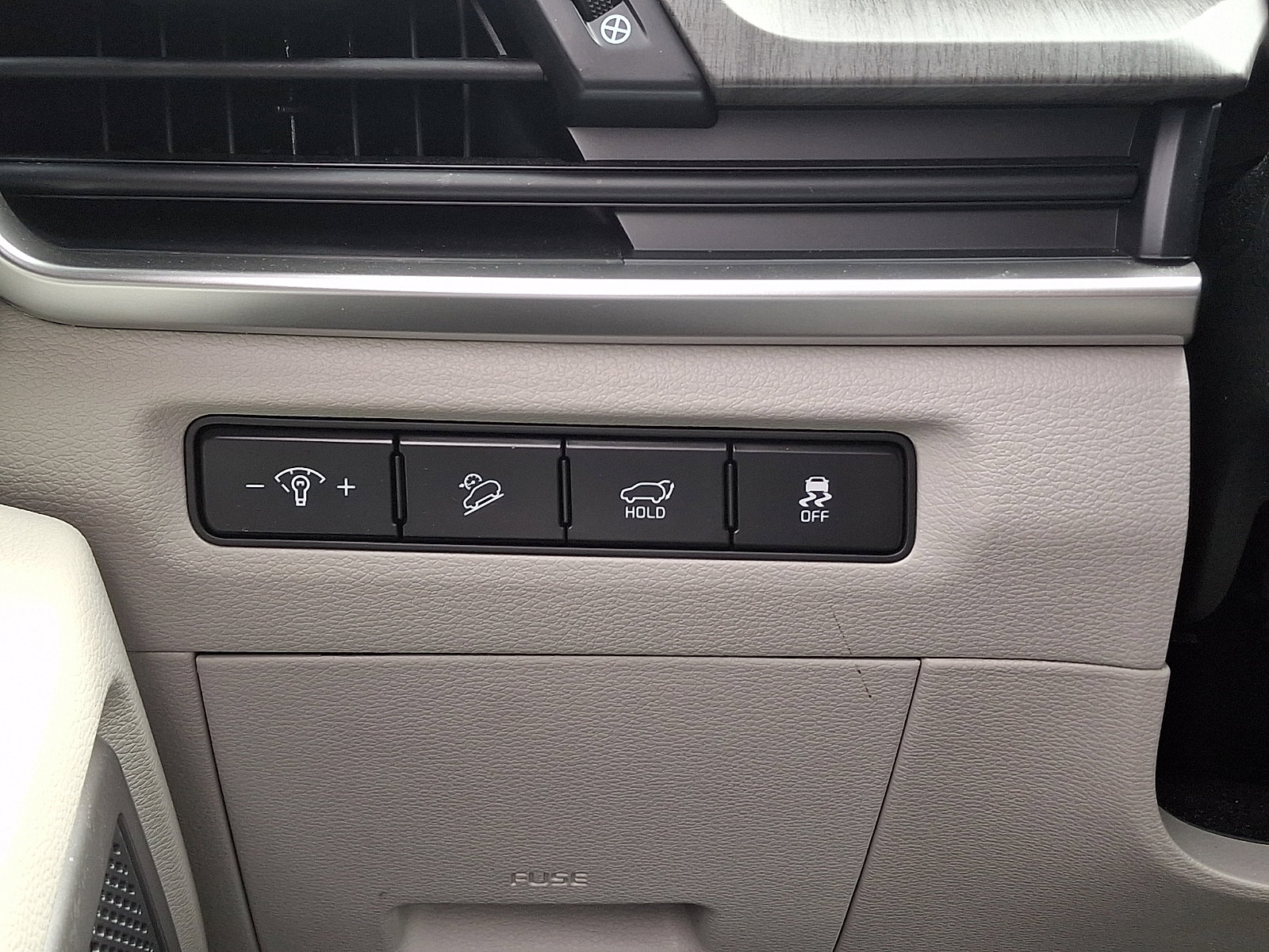 Certified 2023 Kia Telluride EX w/ EX Captain's Chair Package AWD/4WD image 27