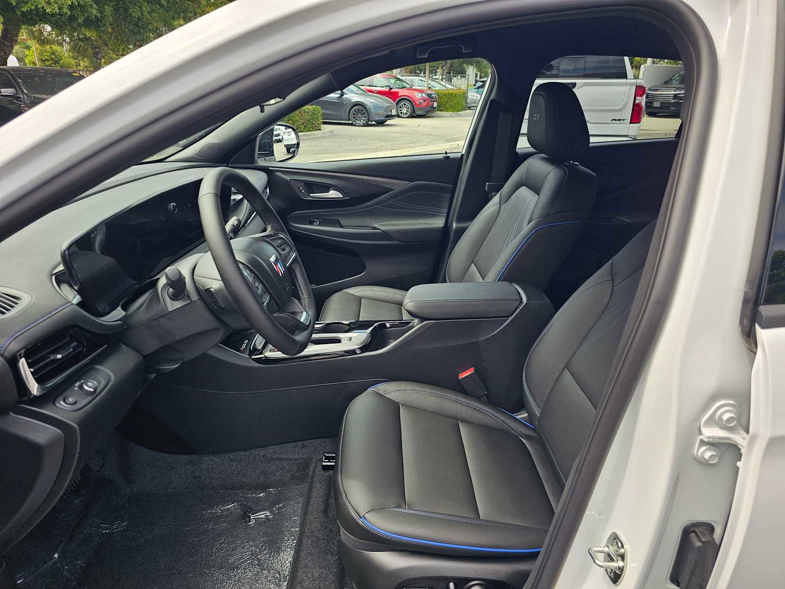 New 2026 Buick Envista Sport Touring w/ Convenience I Package FWD image 20