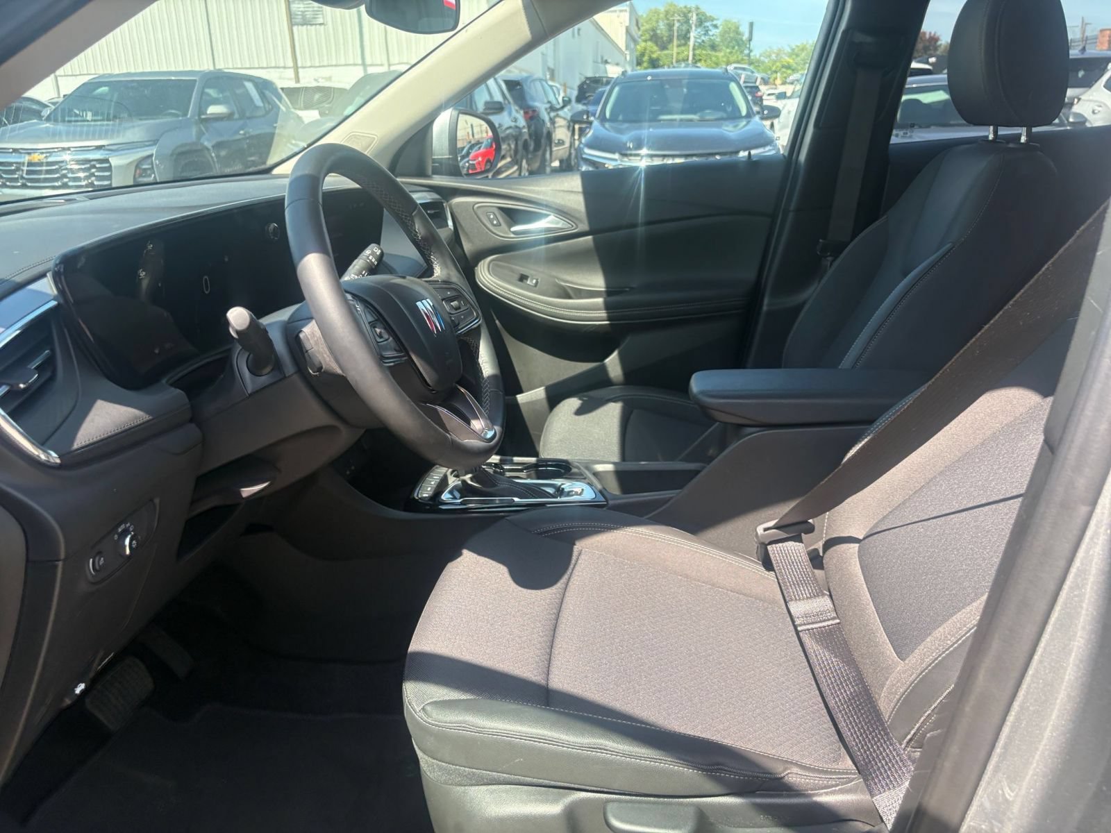 Used 2026 Buick Encore GX Preferred AWD/4WD image 21