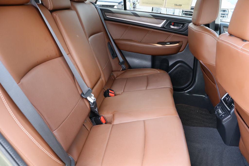 Used 2018 Subaru Outback 2.5i Touring AWD/4WD image 28