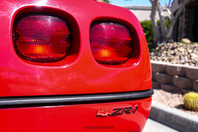 Used 1990 Chevrolet Corvette ZR-1 RWD image 61