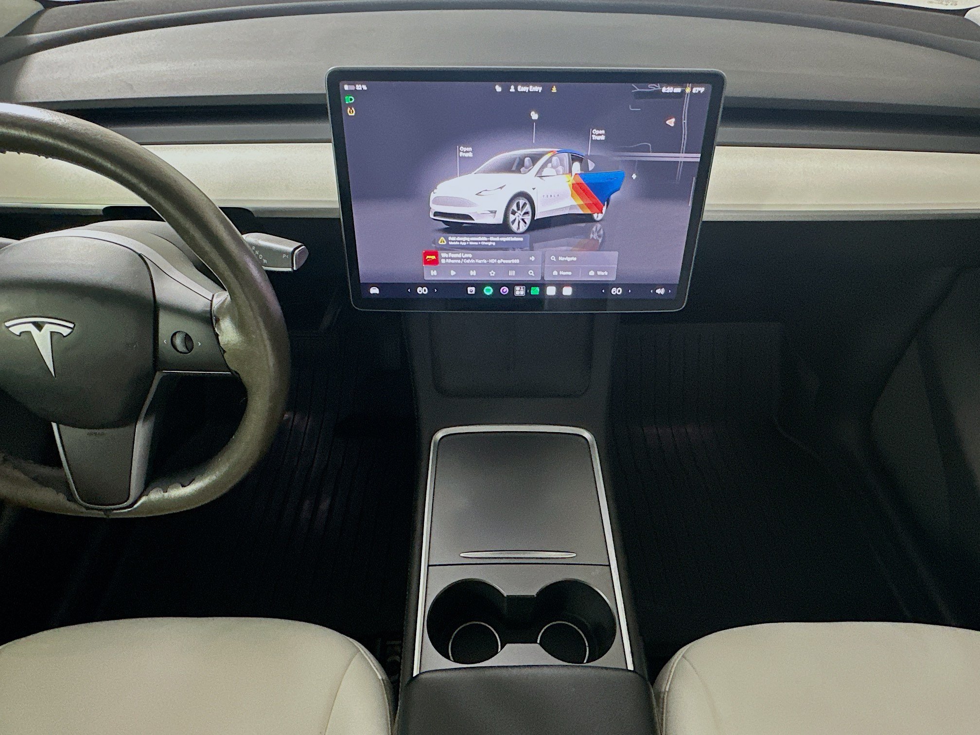 Used 2024 Tesla Model Y Long Range AWD/4WD image 26