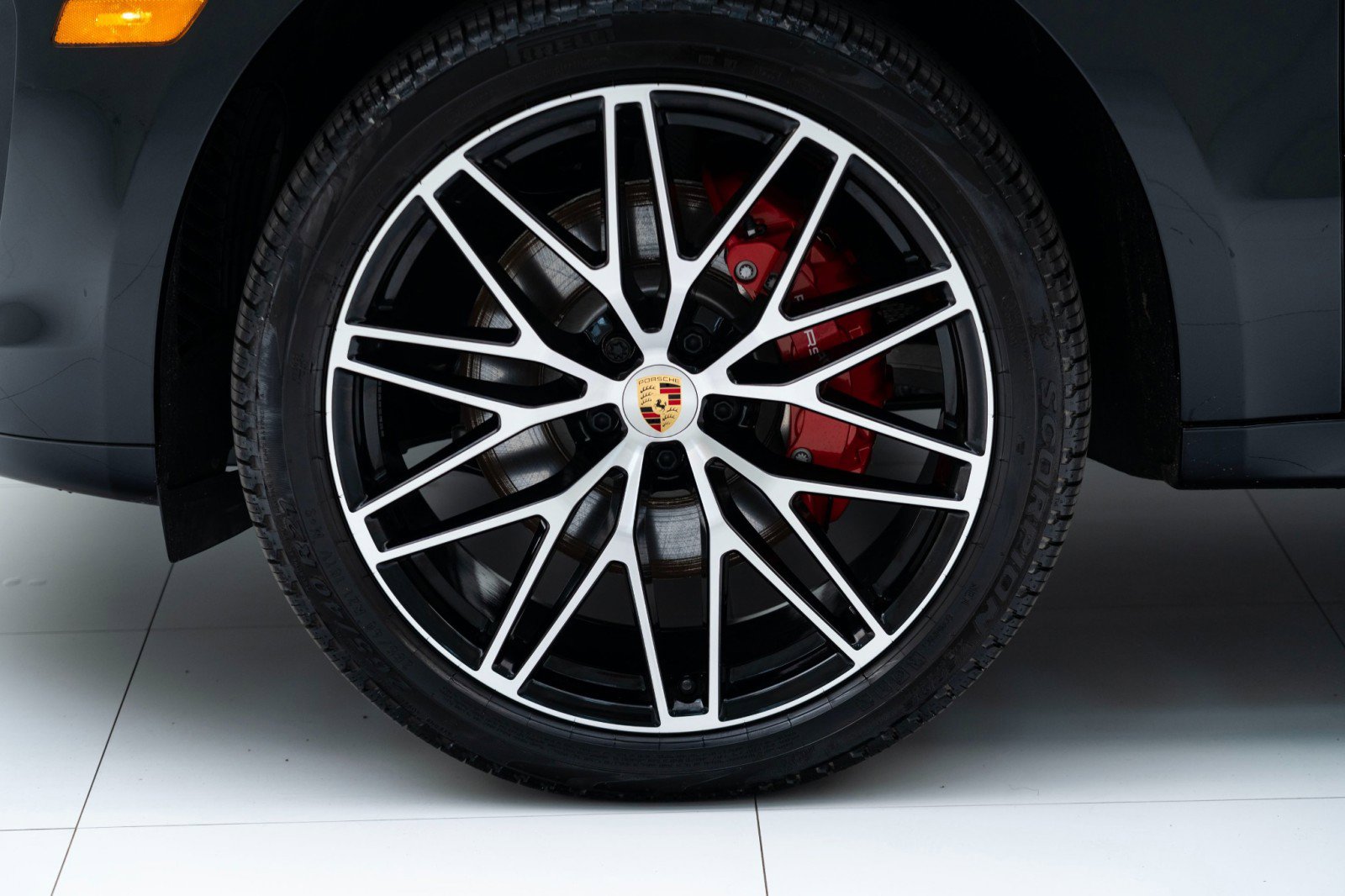 New 2025 Porsche Macan S image 12