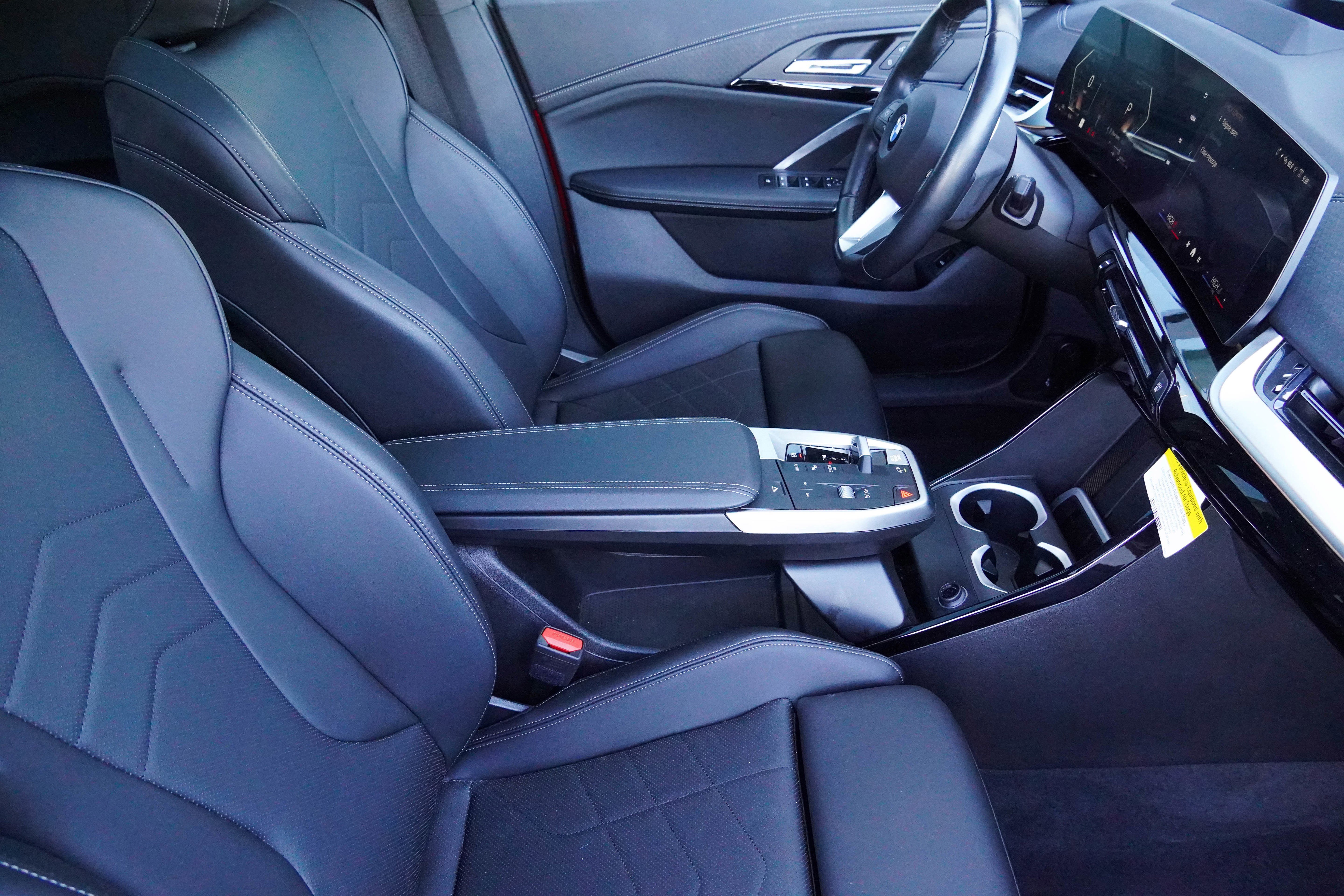 Certified 2025 BMW X2 xDrive28i image 12