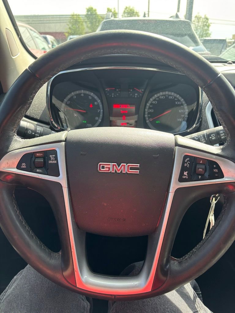 Used 2015 GMC Terrain SLE w/ Convenience Package FWD image 4