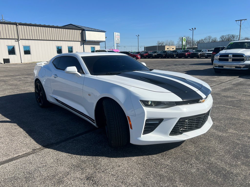 Used 2016 Chevrolet Camaro SS image 4