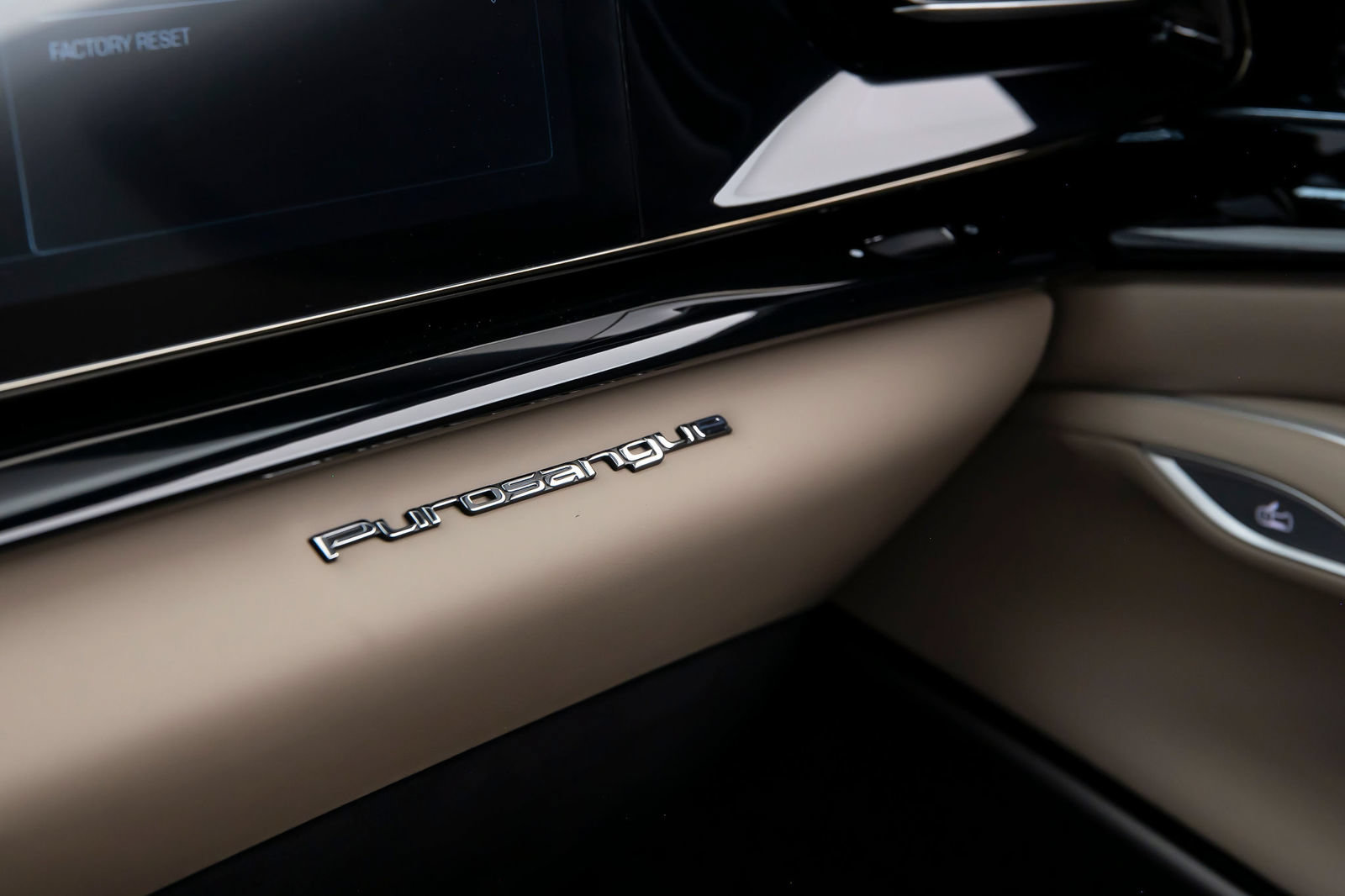 Certified 2025 Ferrari Purosangue AWD/4WD image 16