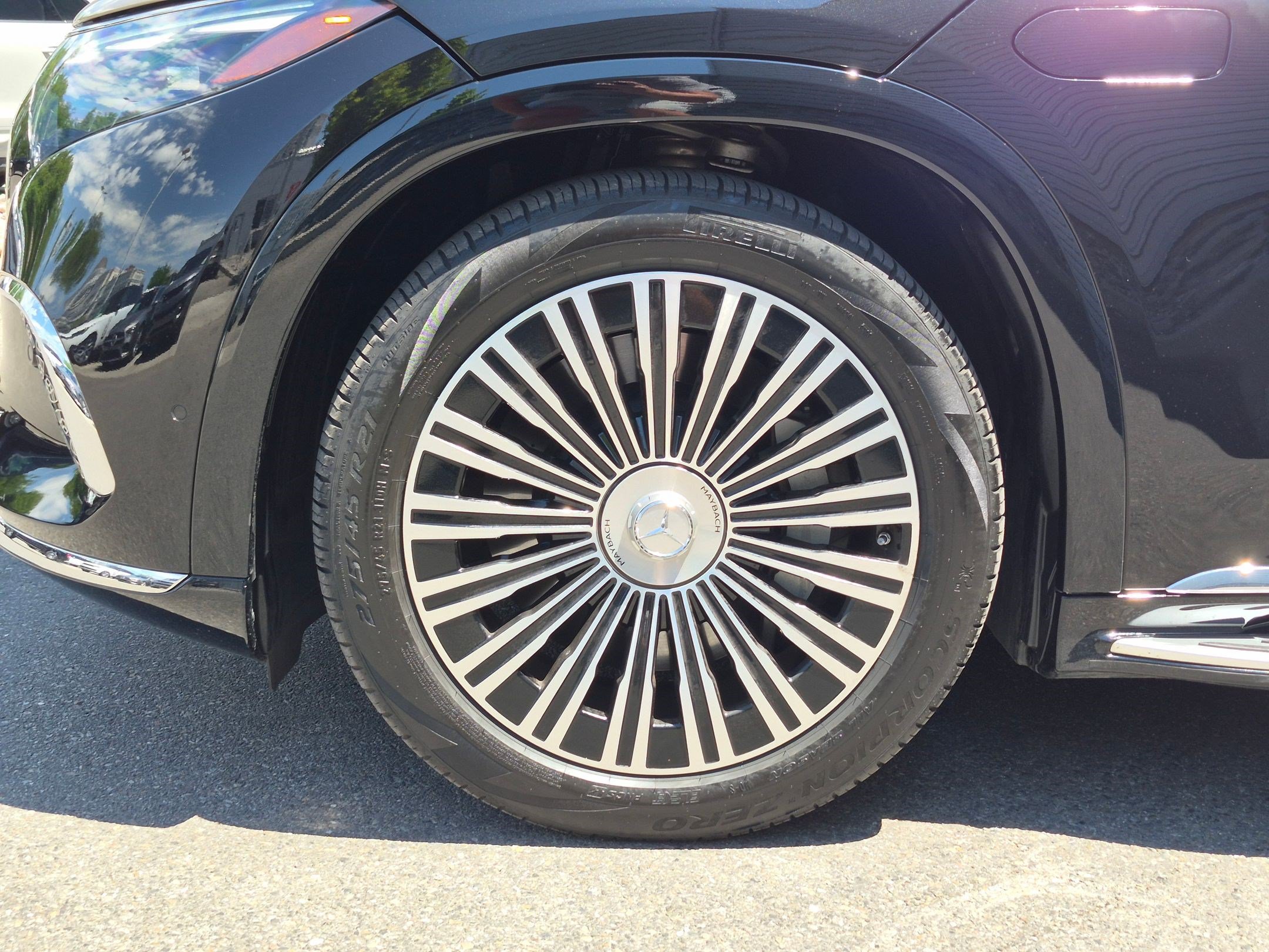 Certified 2024 Mercedes-Benz Maybach EQS 680 4MATIC image 11