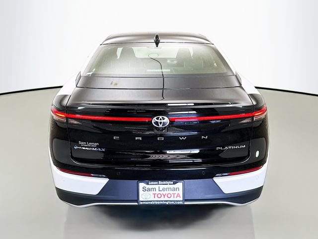 Used 2025 Toyota Crown Platinum image 6