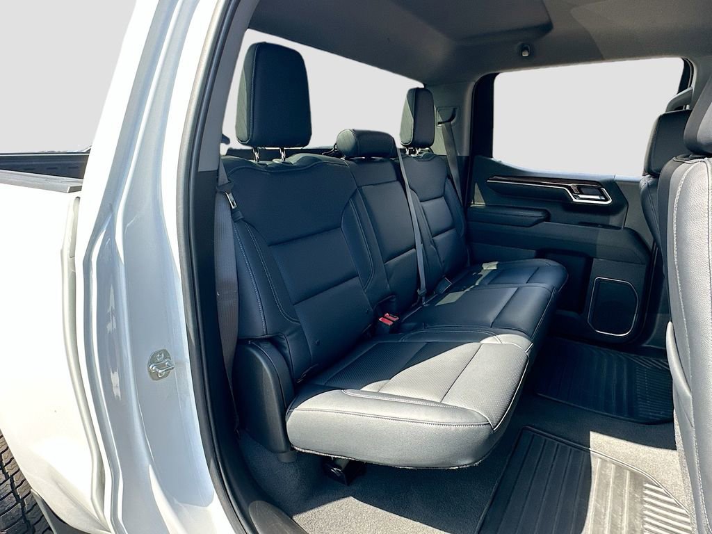 Used 2025 Chevrolet Silverado 1500 LT w/ Work Truck Package image 26