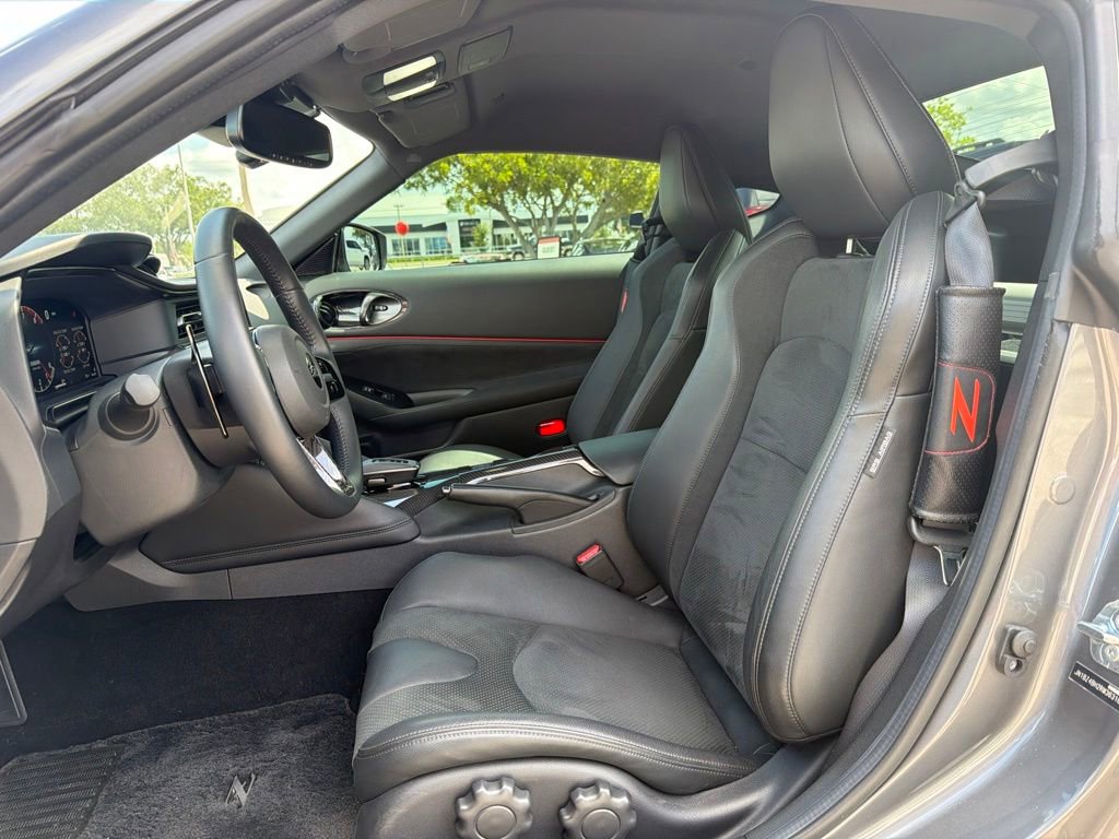 Used 2024 Nissan Z Performance w/ Floor Mat Package RWD image 10