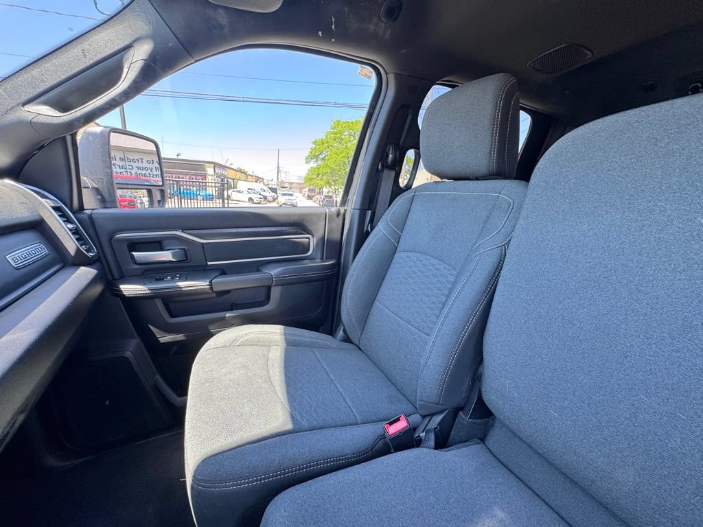 Certified 2025 RAM 2500 Big Horn AWD/4WD image 16