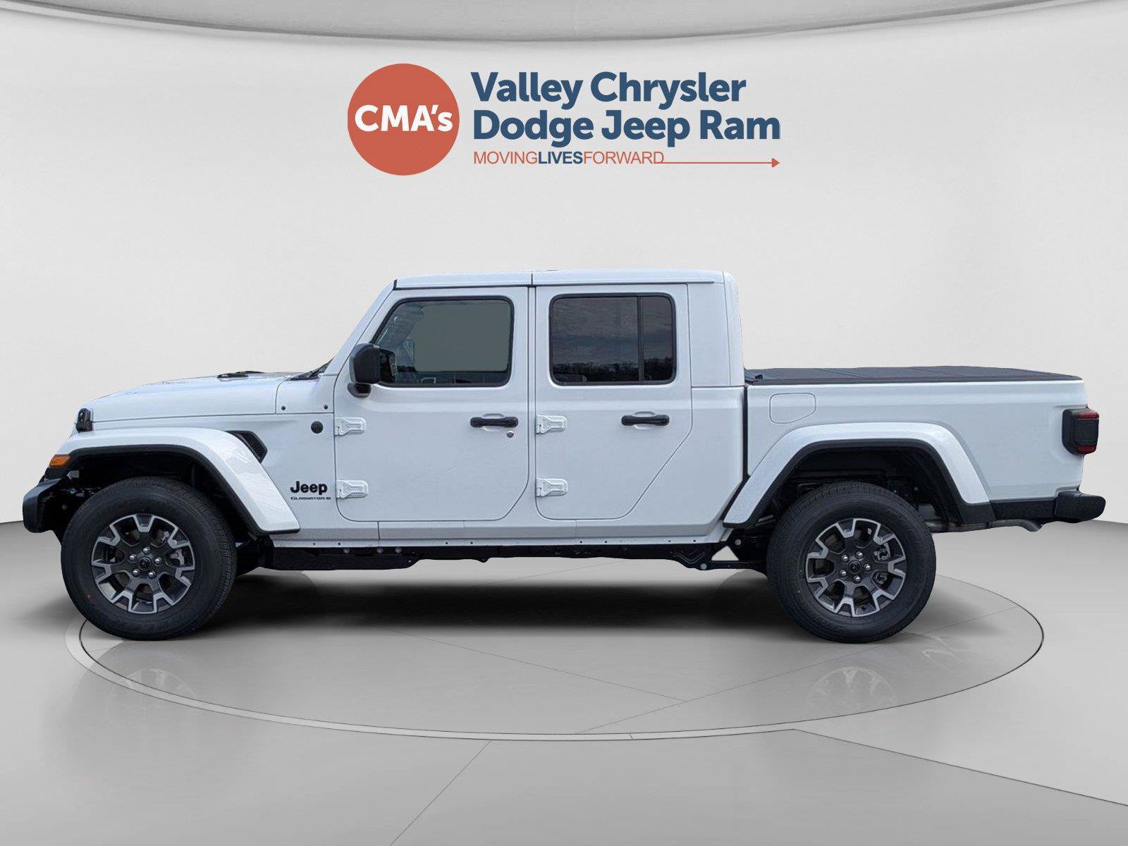 New 2026 Jeep Gladiator Sport AWD/4WD image 2