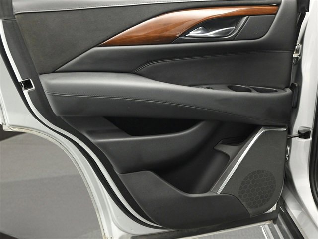 Used 2018 Cadillac Escalade Luxury image 13