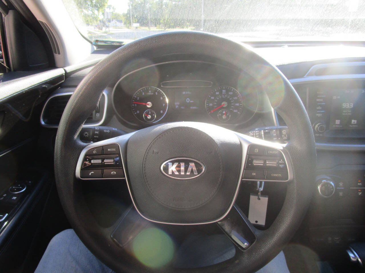 Used 2019 Kia Sorento L FWD image 16
