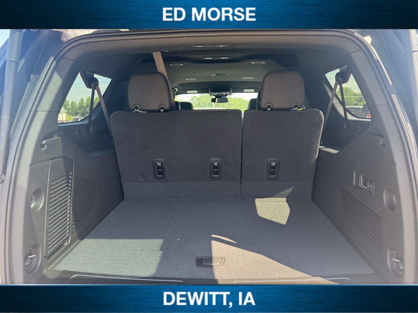 New 2026 GMC Yukon XL Elevation AWD/4WD image 16