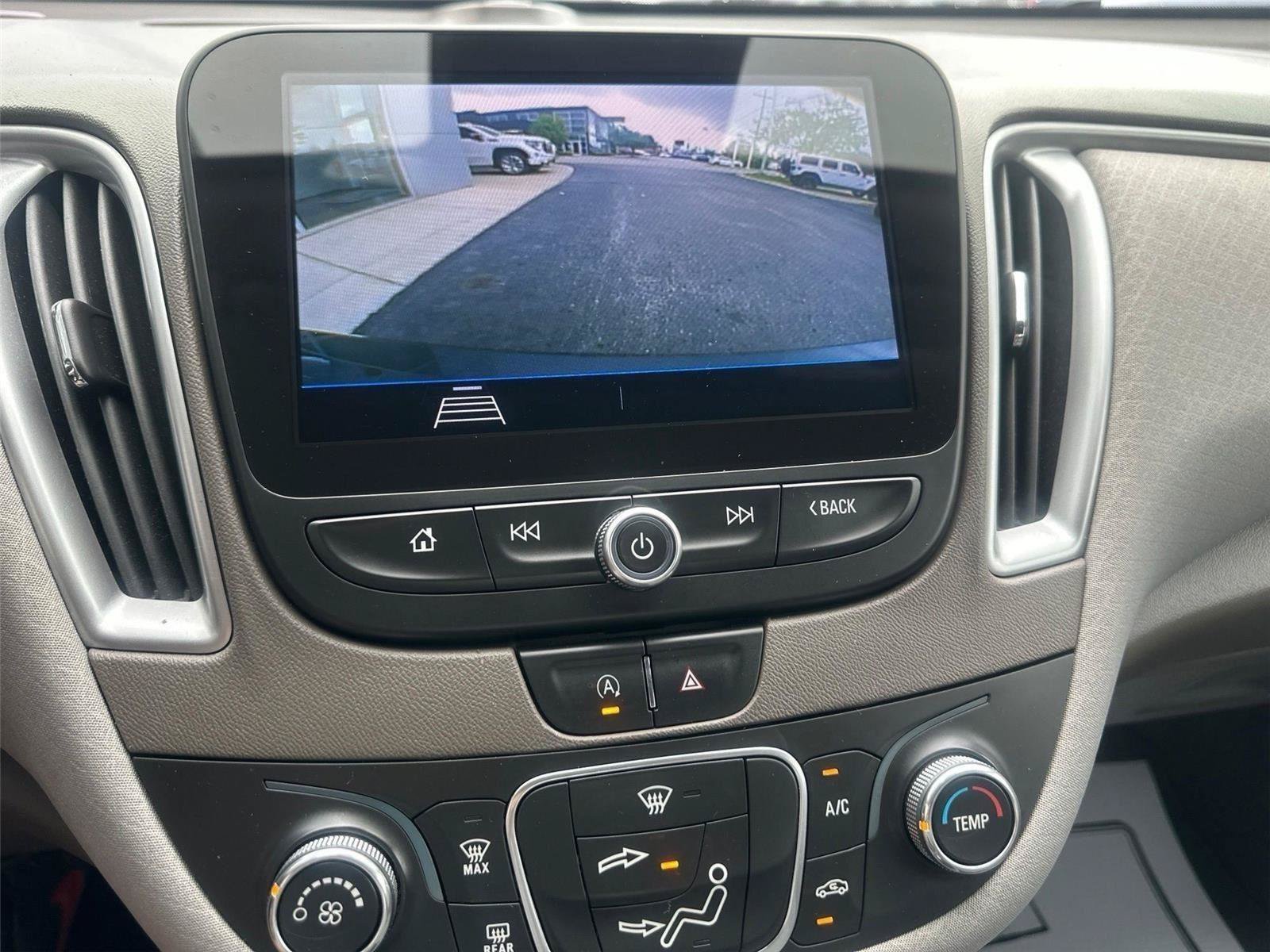 Used 2020 Chevrolet Malibu LS w/ Driver Confidence Package II FWD image 25