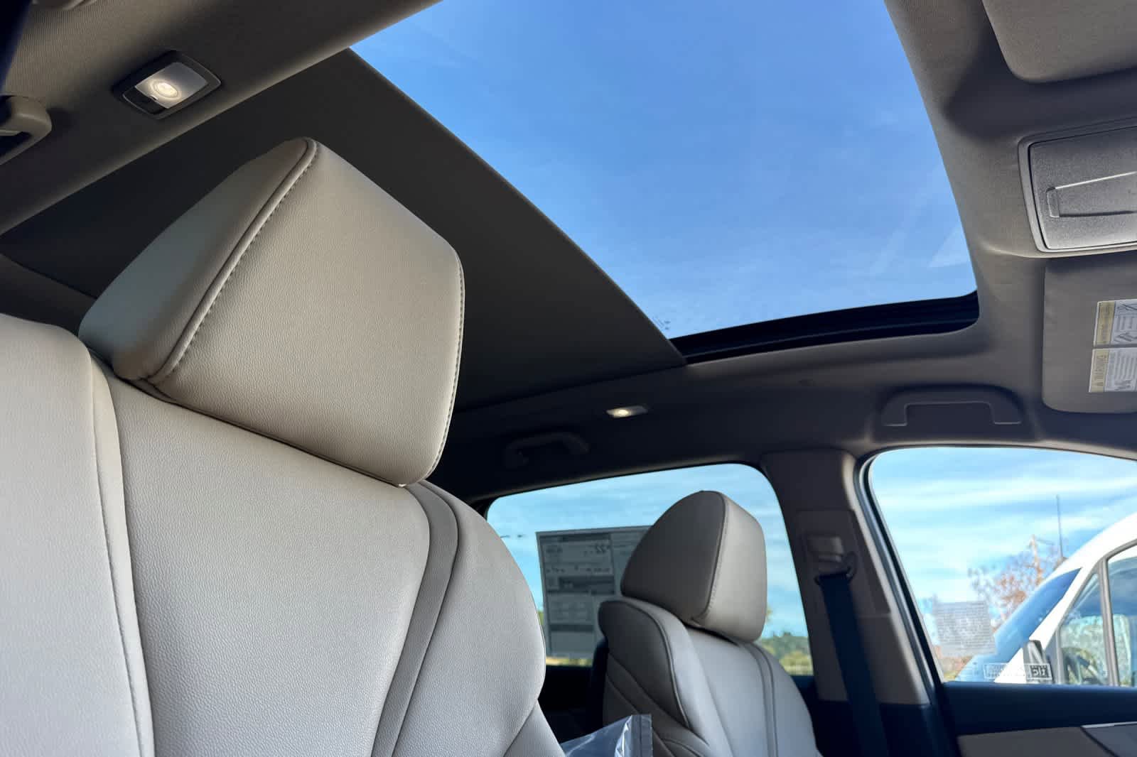 New 2025 Acura MDX FWD image 17