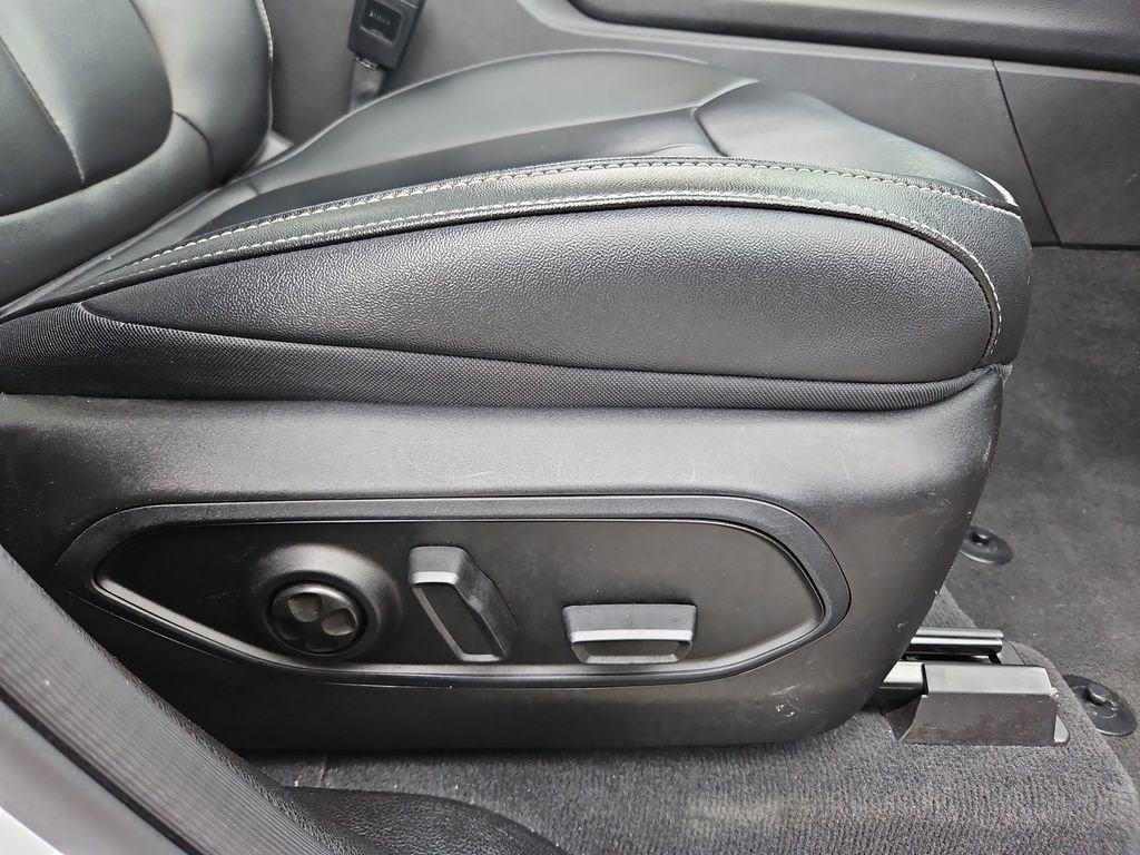 Used 2024 Jeep Grand Cherokee Limited 4xe image 27