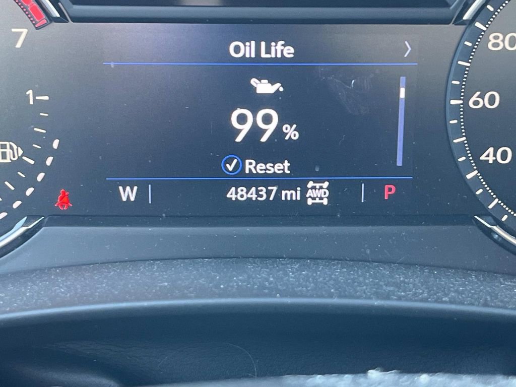 Used 2019 Cadillac XT4 Premium Luxury w/ Enhanced Visibility Package image 37