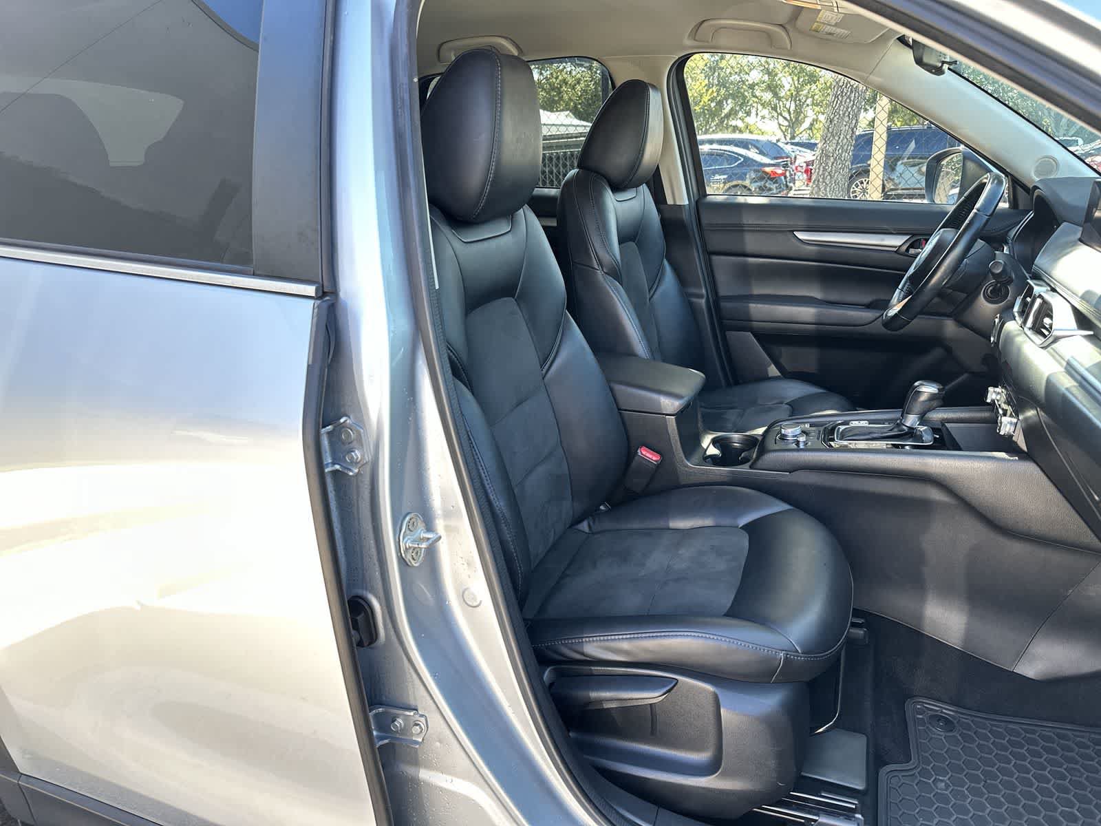 Used 2021 MAZDA CX-5 Touring FWD image 9