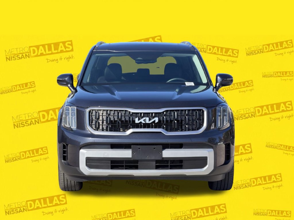 Used 2025 Kia Telluride EX FWD image 3