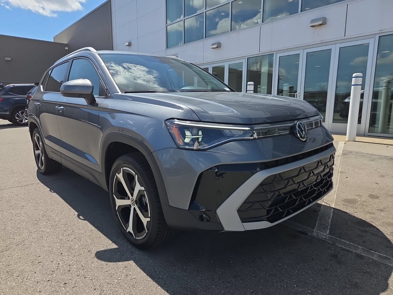 New 2026 Volkswagen Taos SEL AWD/4WD image 30