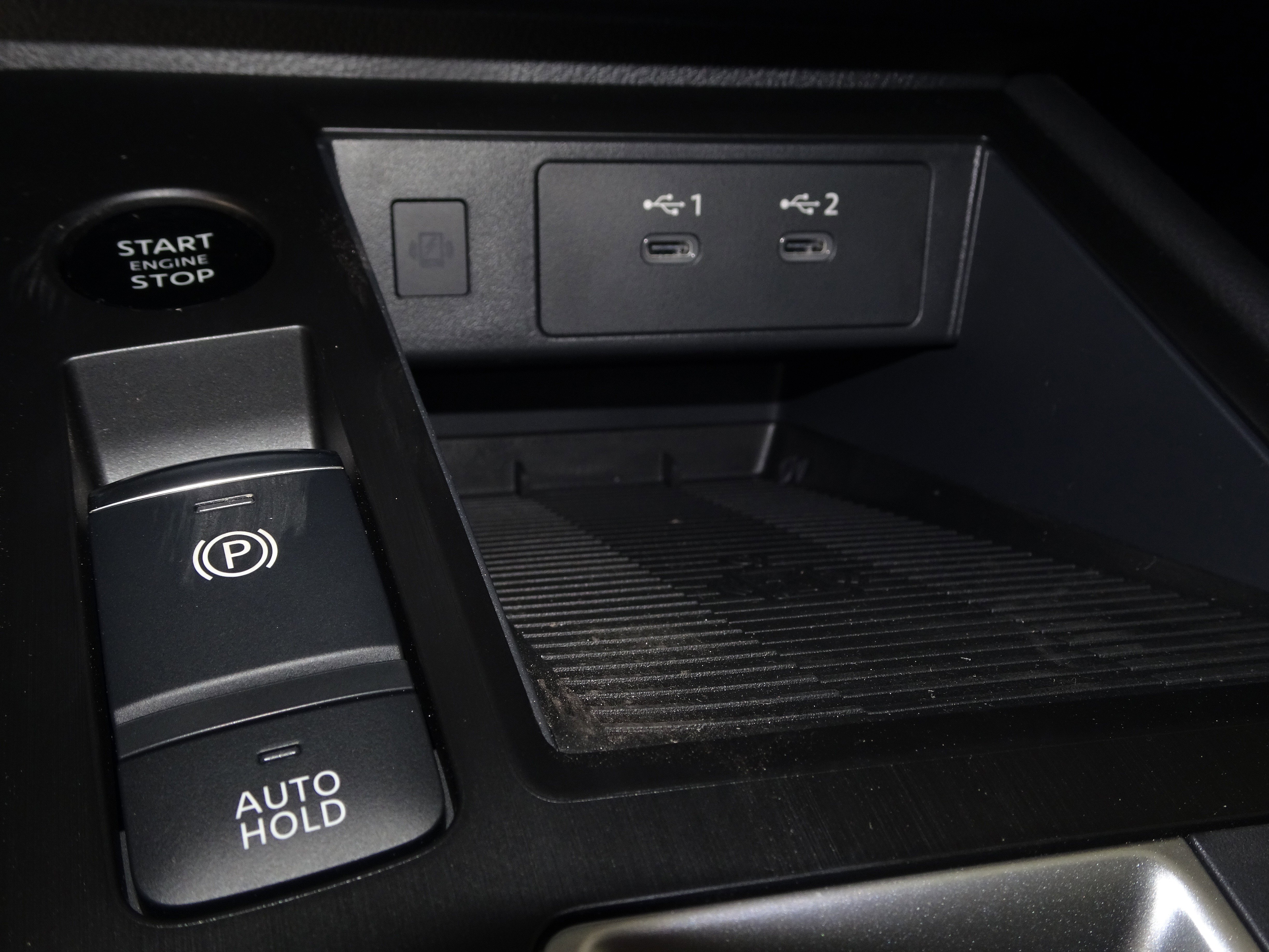 New 2025 Nissan Kicks SV w/ SV Premium Package image 31