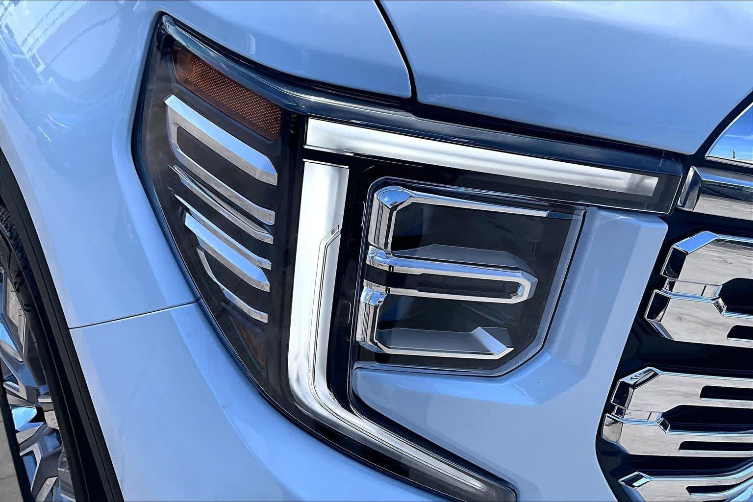 Used 2026 GMC Sierra 1500 Denali AWD/4WD image 28