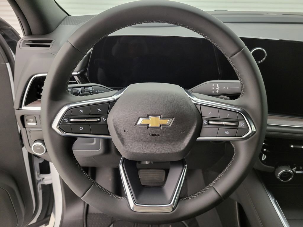 New 2026 Chevrolet Suburban LS image 6