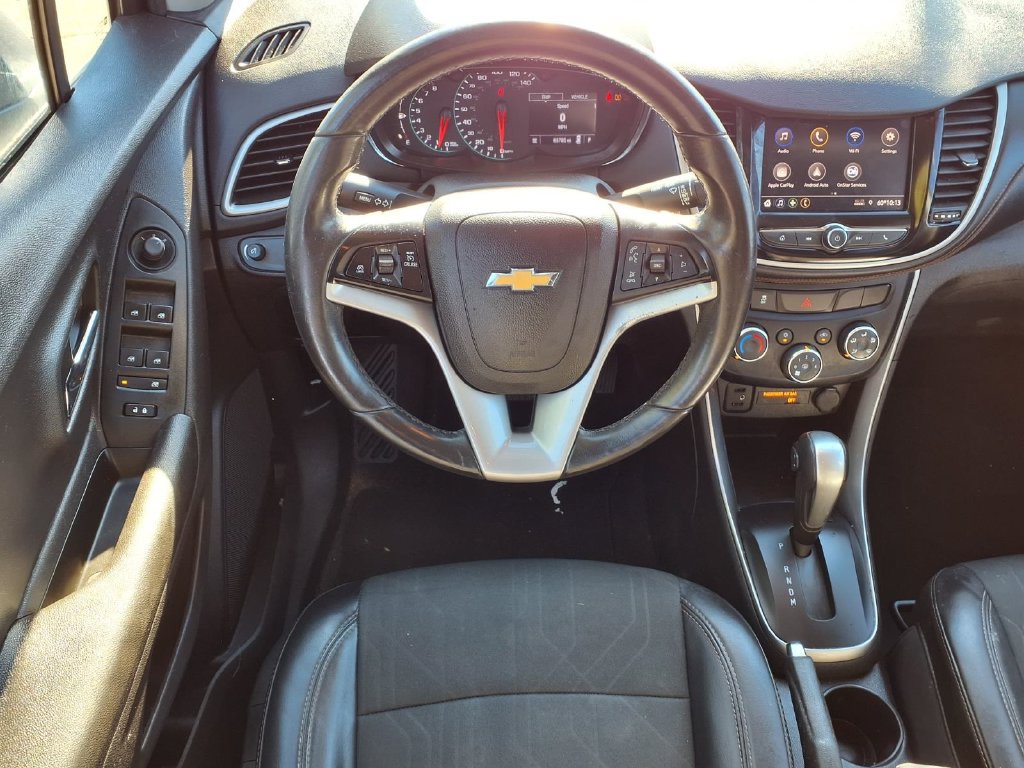 Used 2020 Chevrolet Trax LT w/ LT Convenience Package FWD image 15