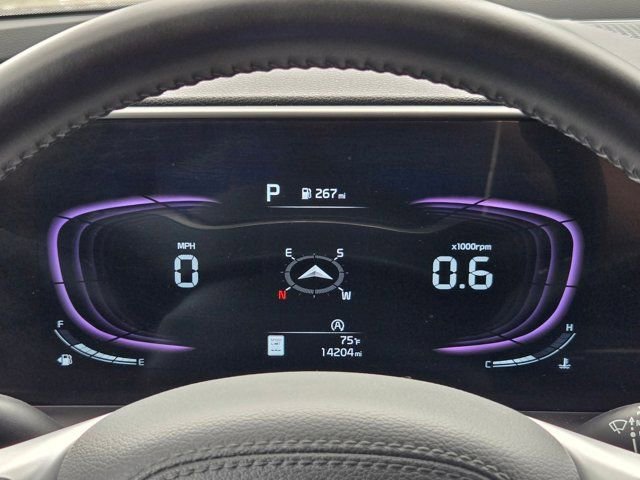 Used 2025 Kia Telluride S image 16