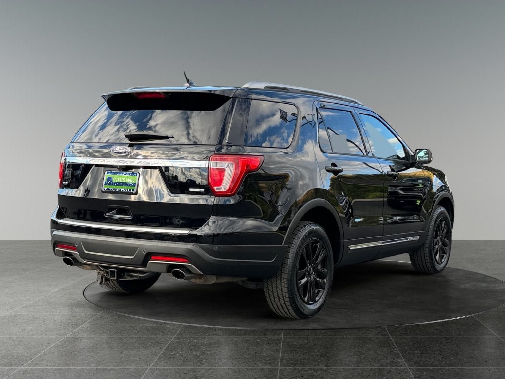 Used 2018 Ford Explorer XLT w/ Equipment Group 201A AWD/4WD image 10