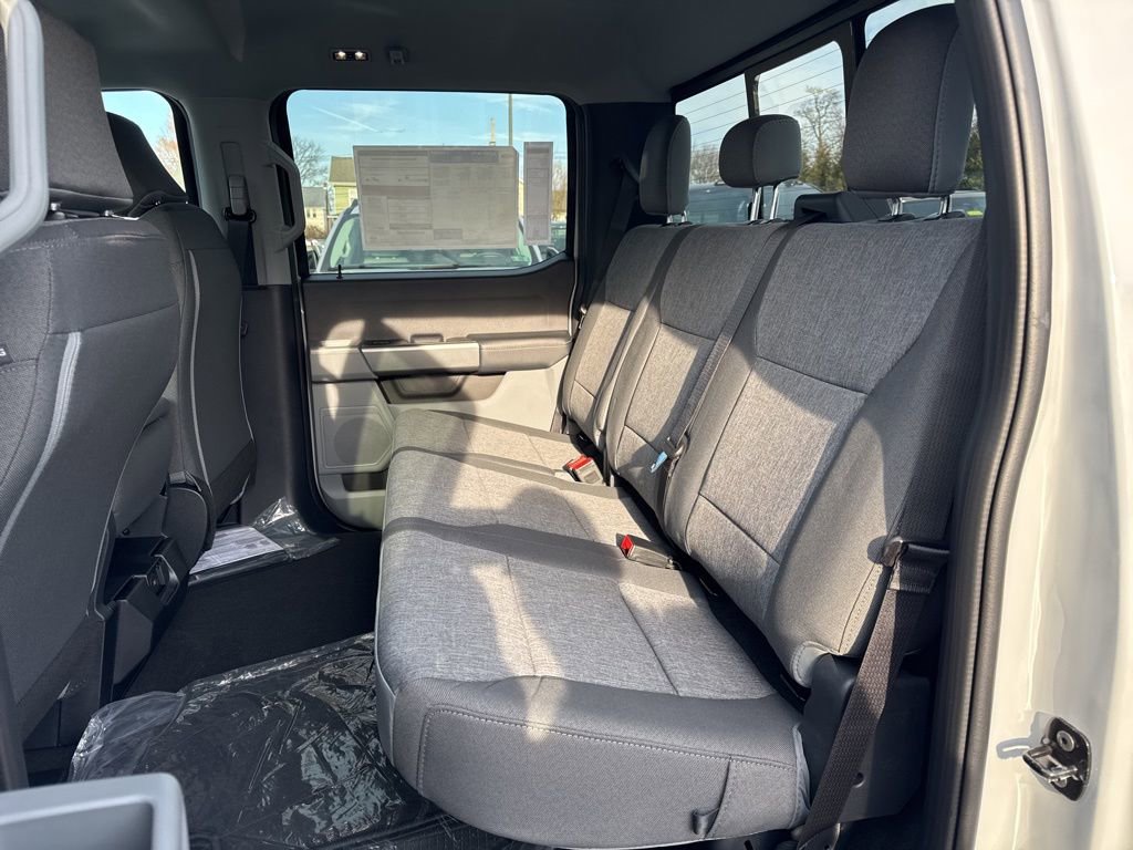 New 2026 Ford F250 XL w/ STX Appearance Package AWD/4WD image 7
