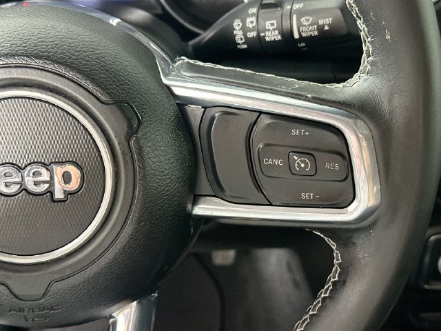 Used 2023 Jeep Wrangler Unlimited Sahara w/ Cold Weather Group AWD/4WD image 23