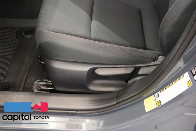 Used 2024 Toyota Prius Prime FWD image 13