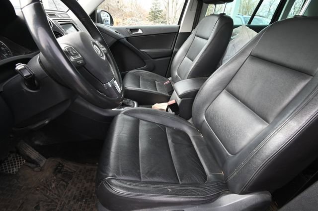 Used 2016 Volkswagen Tiguan SEL image 8