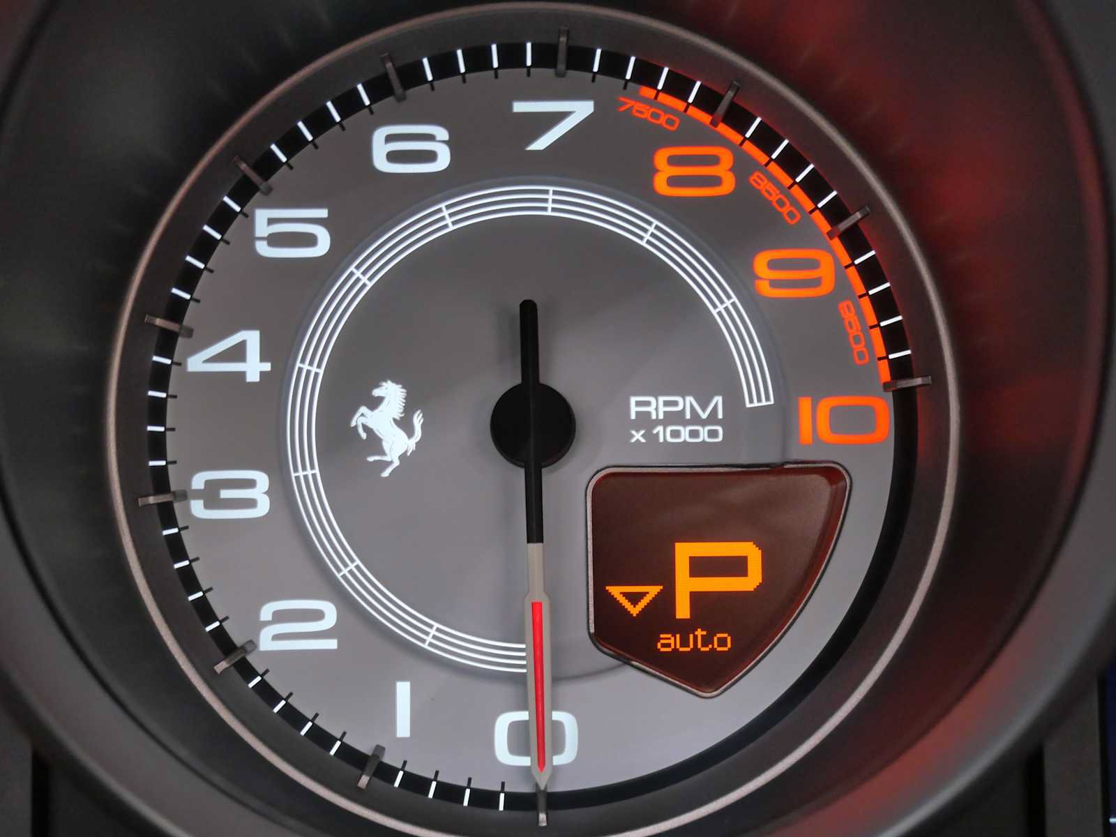 Certified 2019 Ferrari Portofino RWD image 32