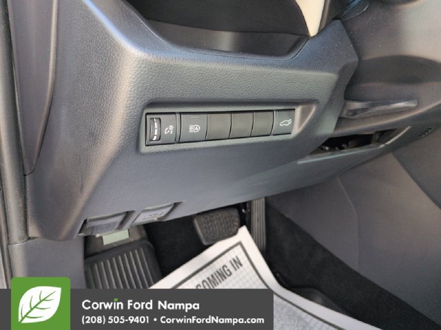 Used 2019 Toyota RAV4 XLE w/ Convenience Package AWD/4WD image 13
