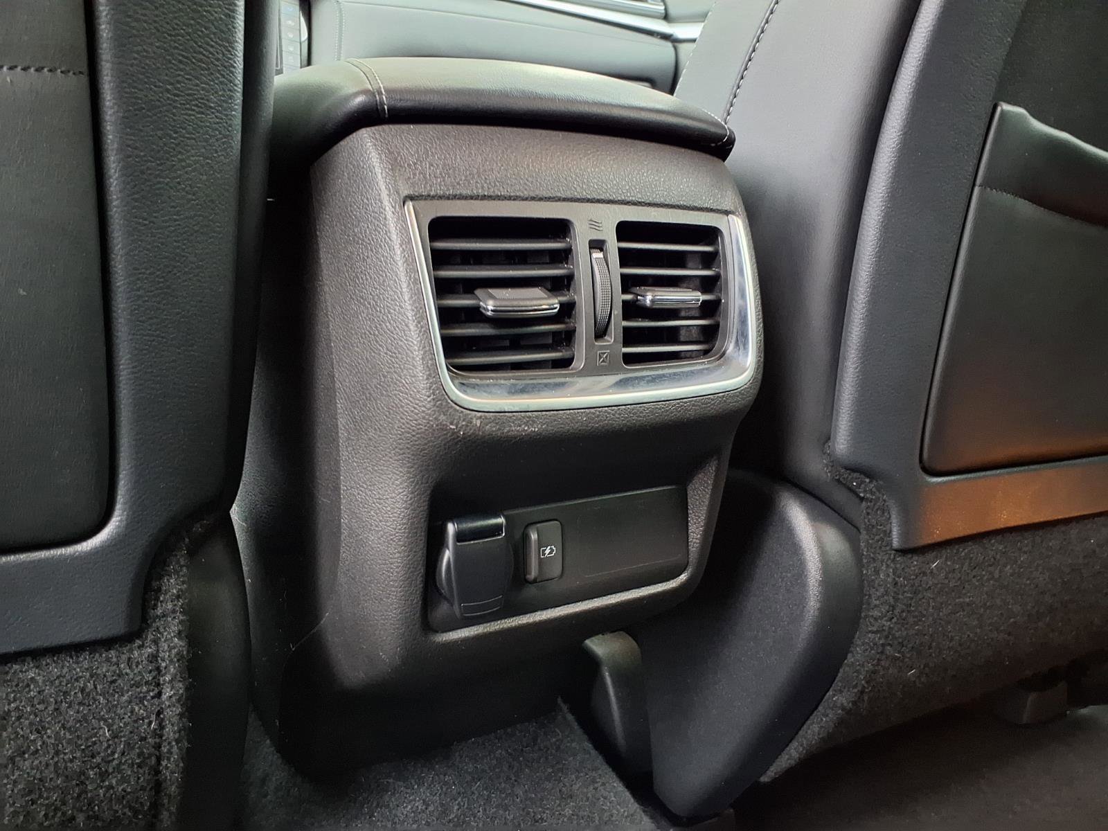 Used 2020 INFINITI QX50 Luxe w/ Navigation Package image 24