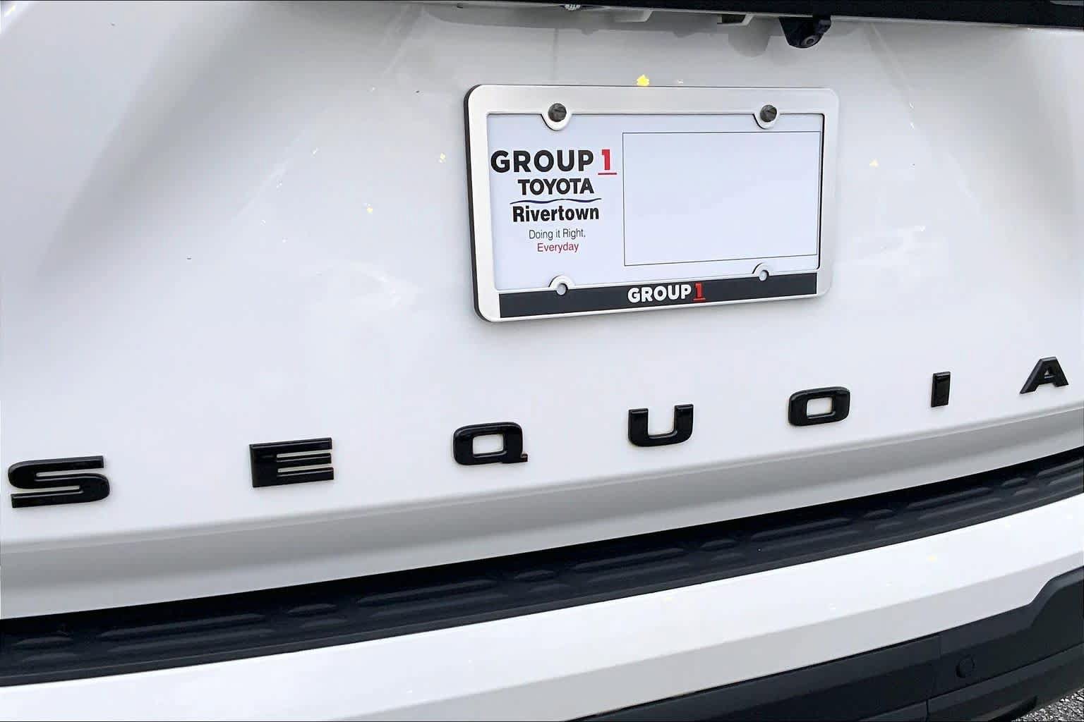 Used 2023 Toyota Sequoia TRD Pro AWD/4WD image 29