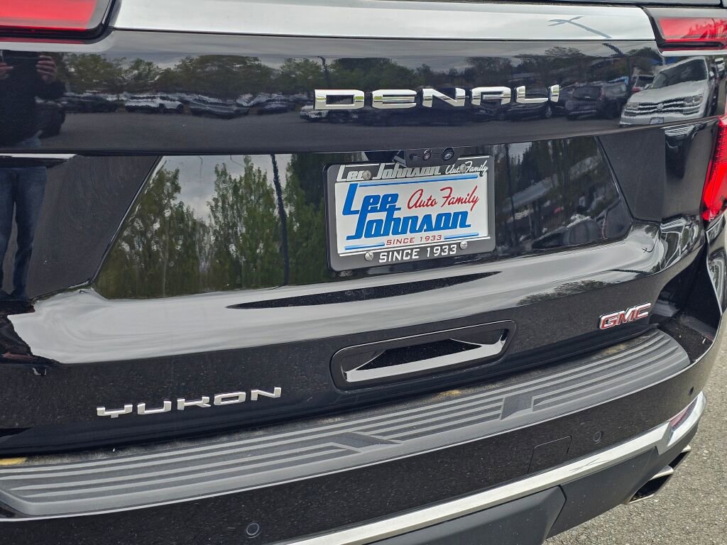 Used 2025 GMC Yukon Denali w/ Denali Reserve Package AWD/4WD image 27