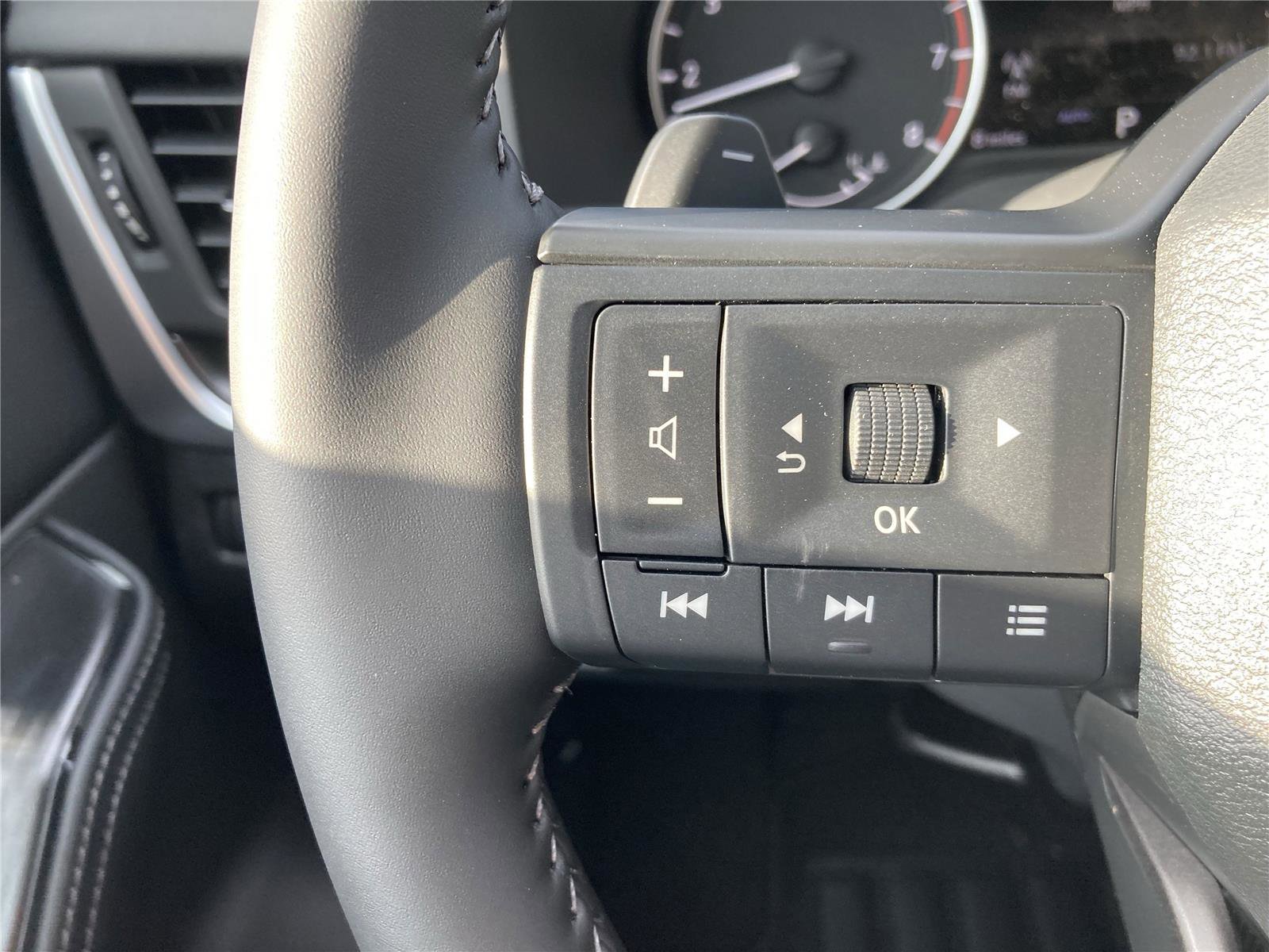 New 2026 Nissan Rogue SV image 17