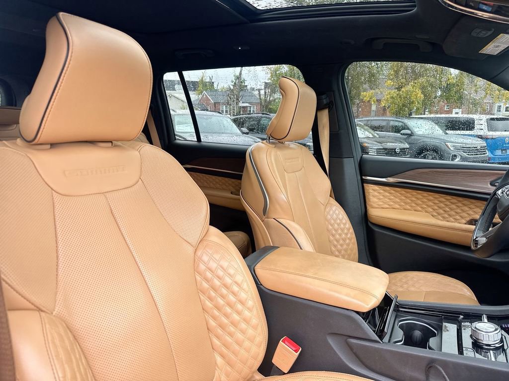 Used 2024 Jeep Grand Cherokee L Summit w/ High Altitude Package image 53