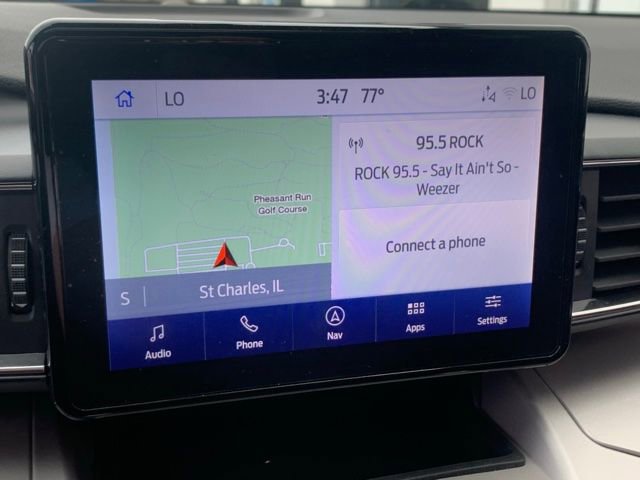 Used 2024 Ford Explorer XLT w/ Equipment Group 202A AWD/4WD image 15