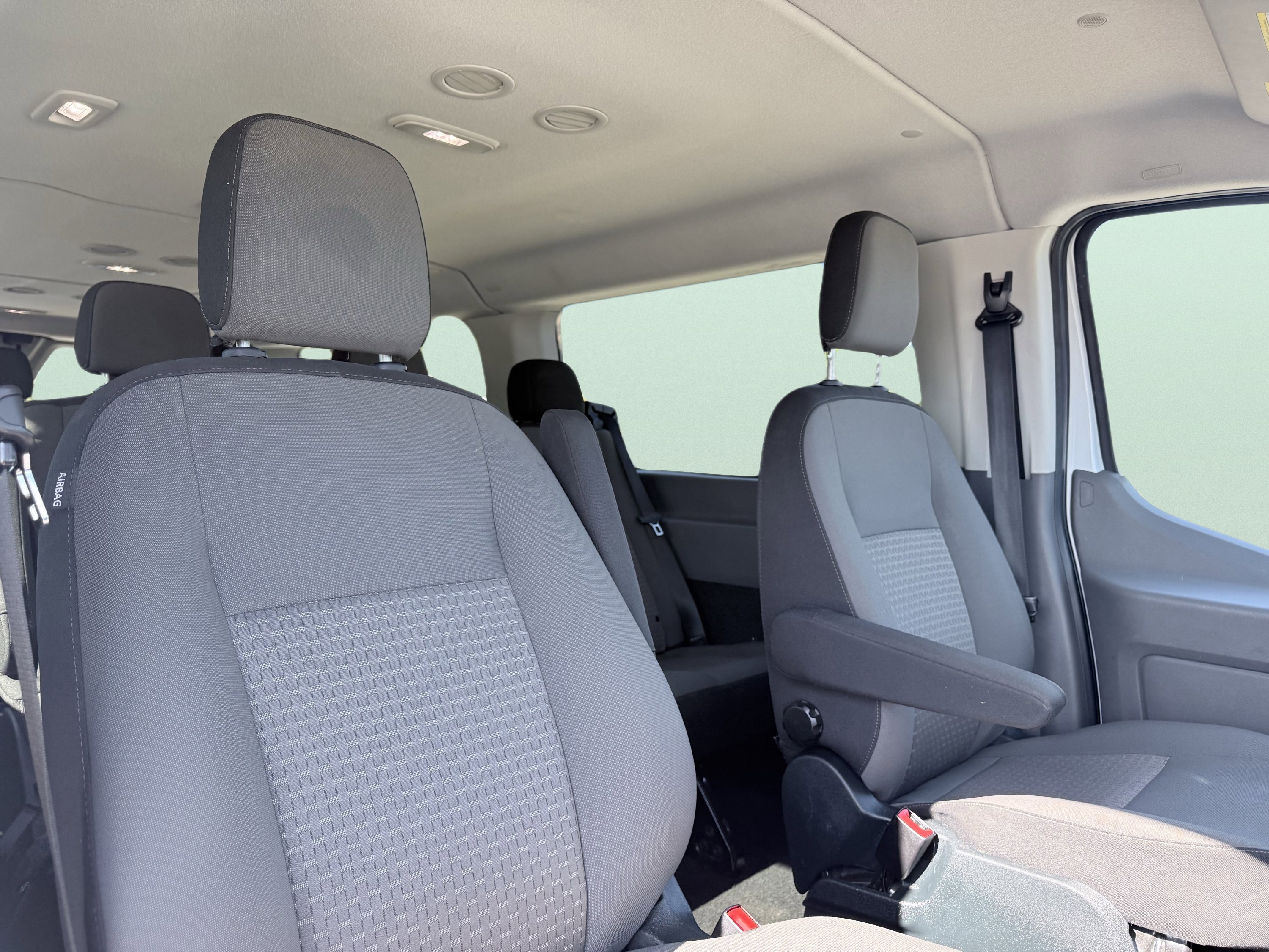 Used 2023 Ford Transit 350 XLT image 22