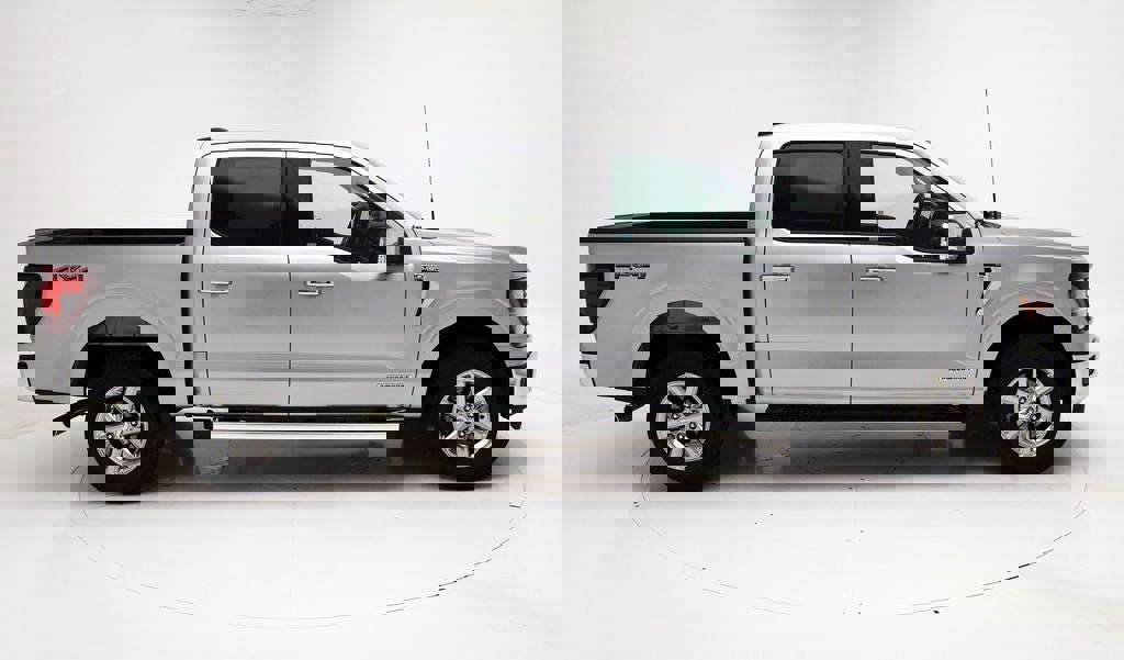 Used 2024 Ford F150 XLT w/ Equipment Group 302A MID image 2