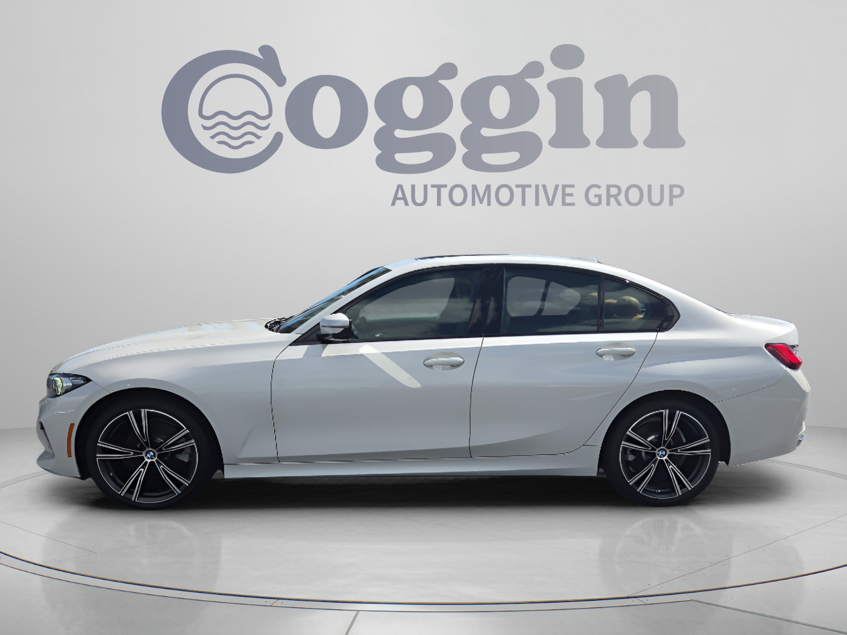 Used 2023 BMW 330i Sedan w/ Premium Package RWD image 2